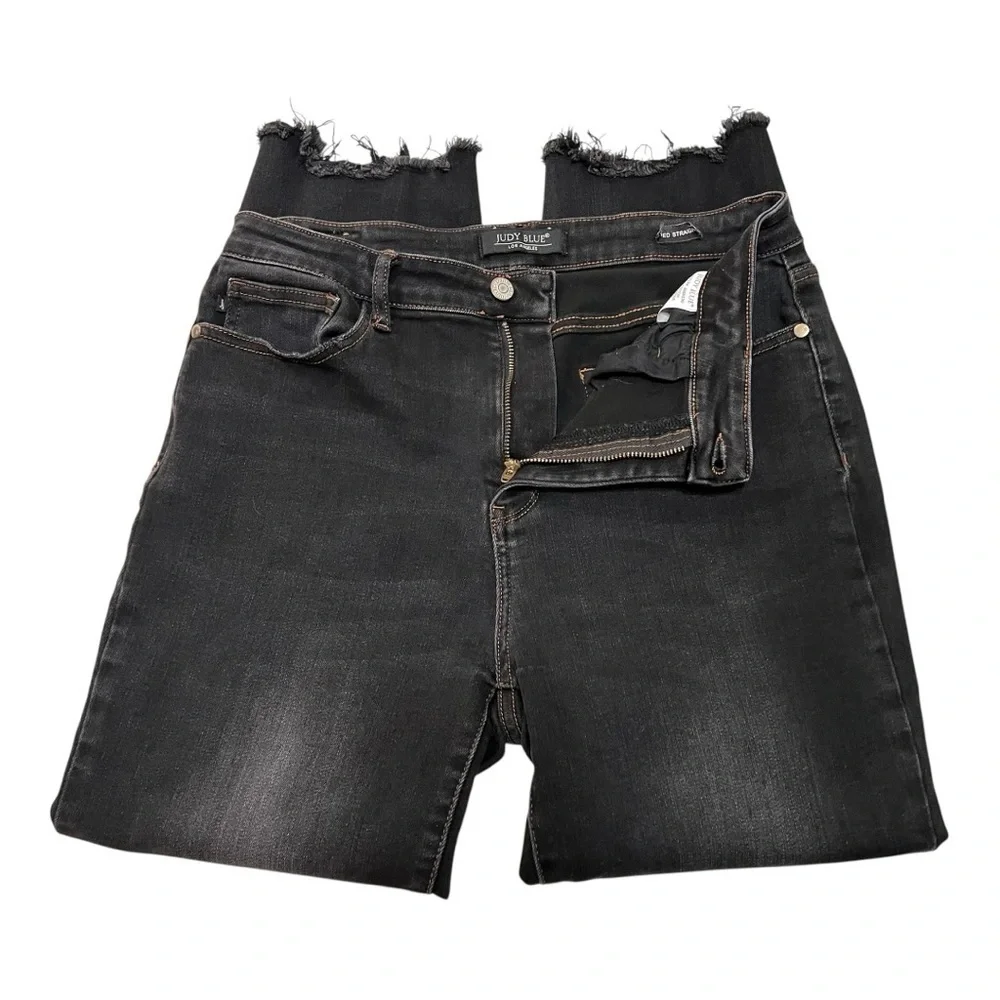 Judy Blue Black Distressed Cropped Straight Leg Stretch Denim Women’s 31 - Picture 9 of 15